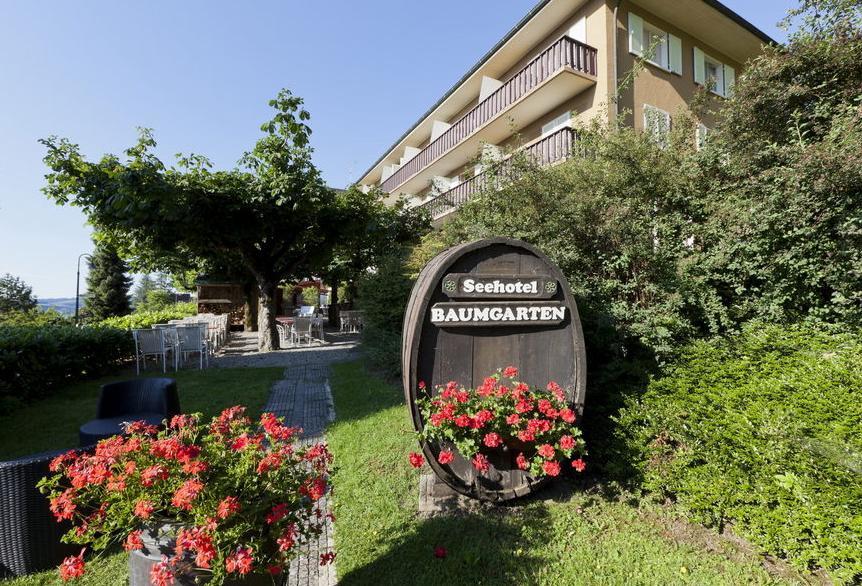 Gastehaus Baumgarten Hotel Kehrsiten Bagian luar foto