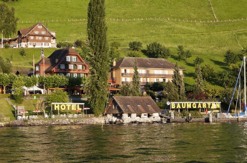 Gastehaus Baumgarten Hotel Kehrsiten Bagian luar foto