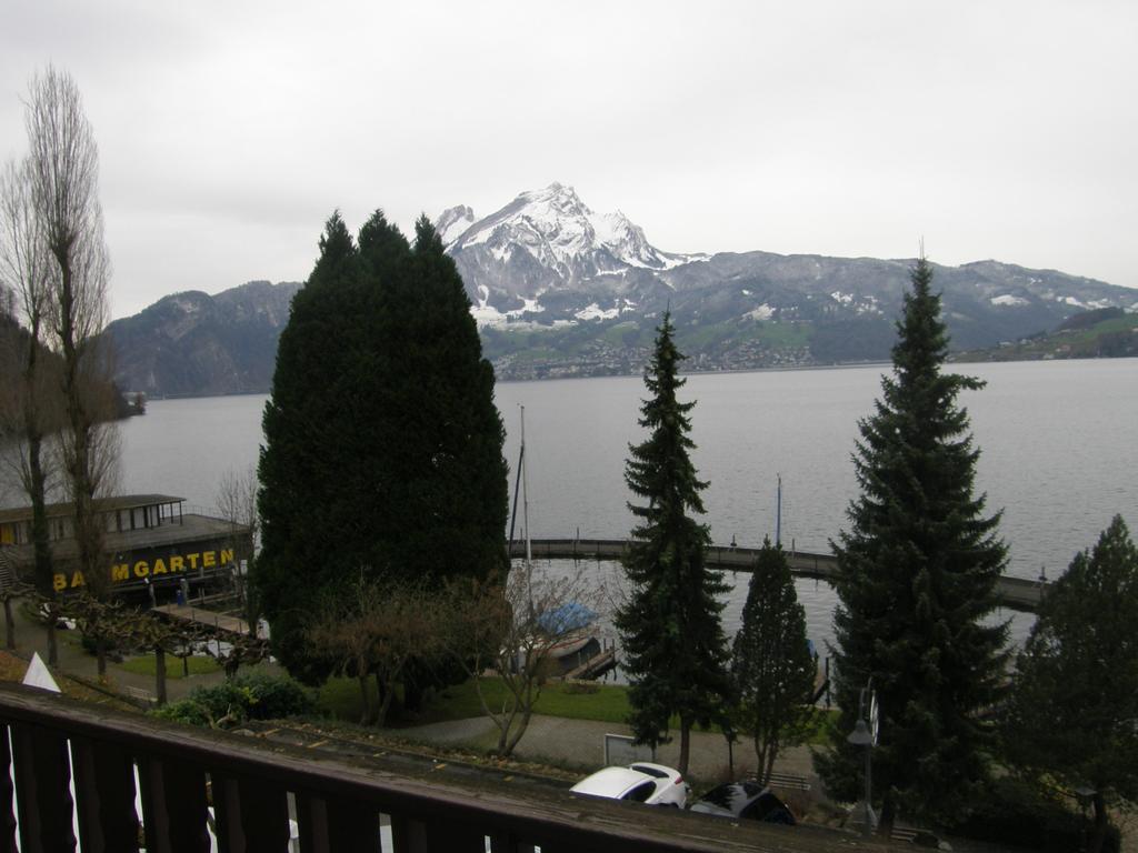 Gastehaus Baumgarten Hotel Kehrsiten Ruang foto